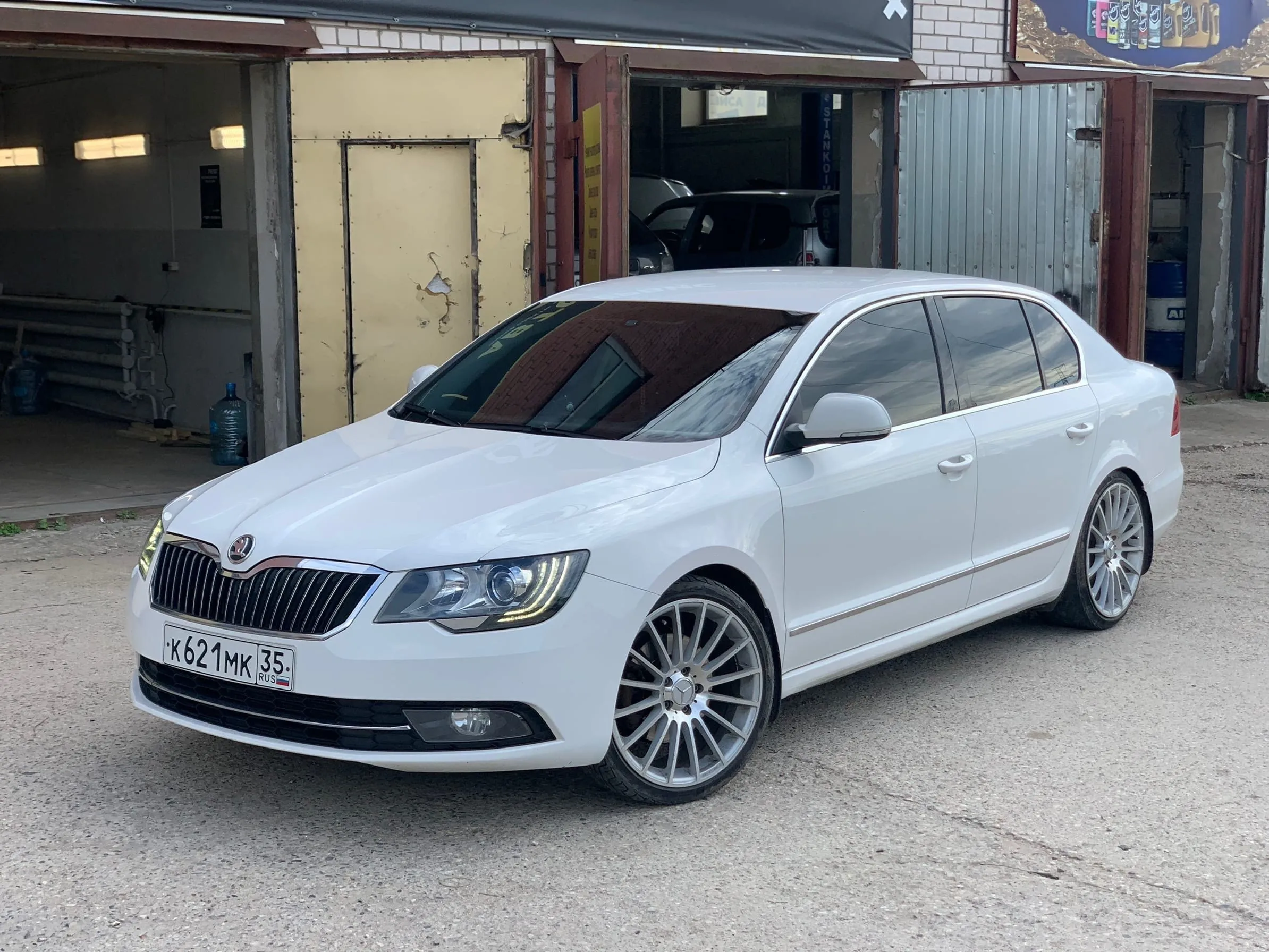 Skoda Superb 1.8T